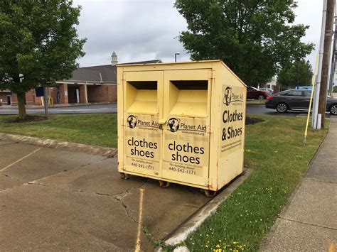 Charity donation bins are large collection bins located in public places like shopping centers, grocery store parking lots, churches etc. . Donation bins in parking lots near me